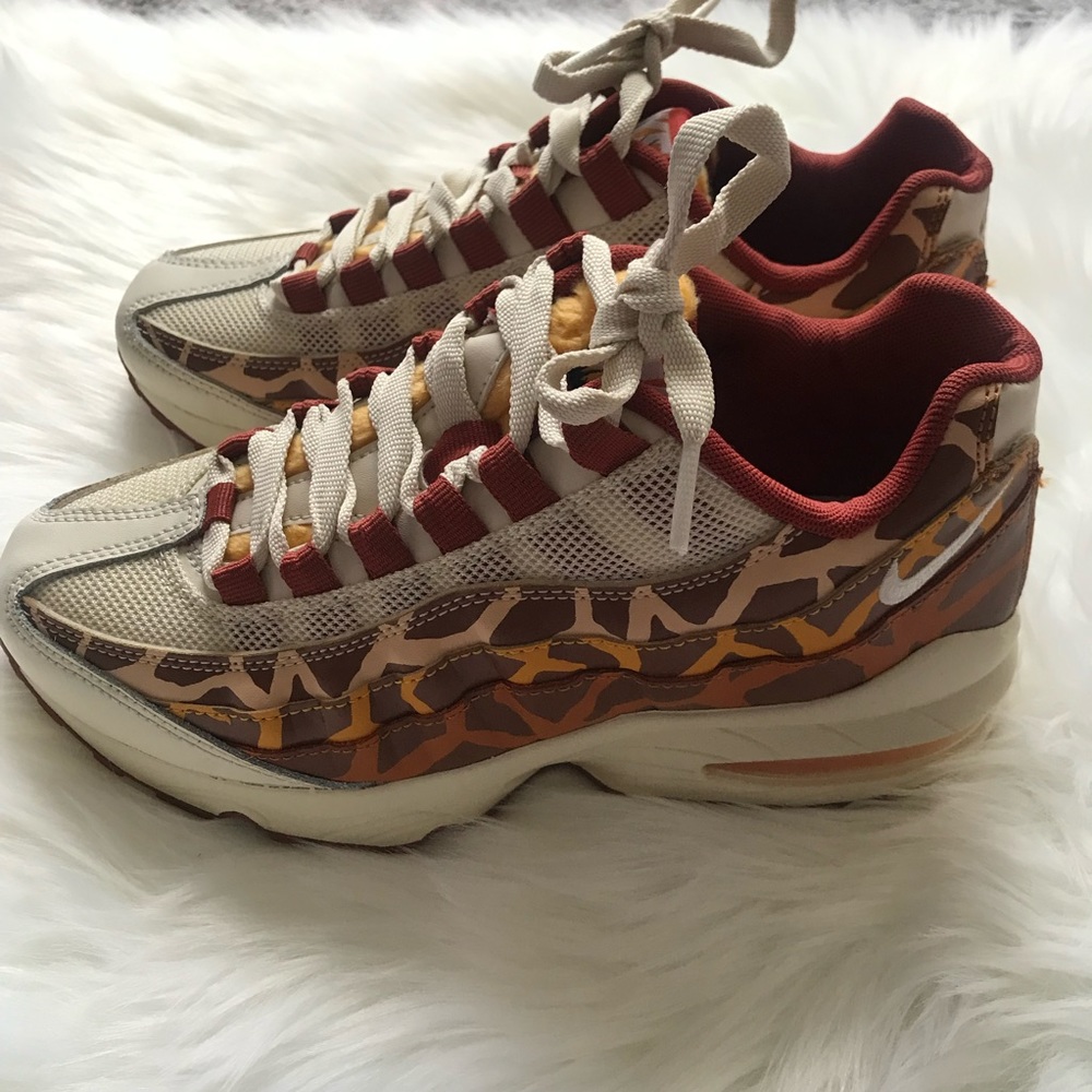 Kids Nike Air Max 95 Giraffe. Size Boy 4Y